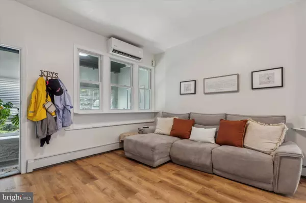 107 OSBORN ST, Philadelphia, PA 19128