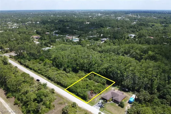 3317 38th ST W, Lehigh Acres, FL 33971