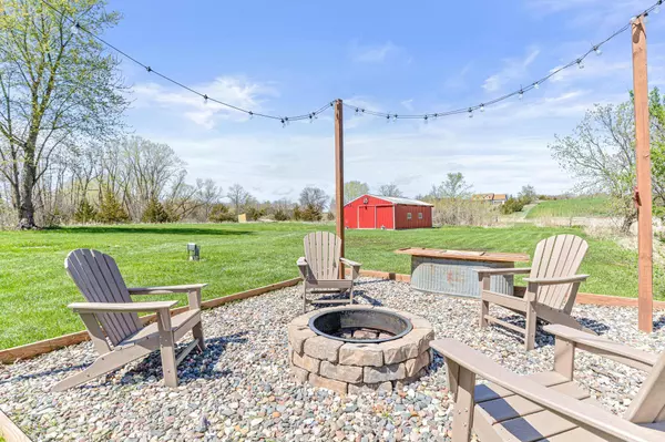 6350 Sunnyfield RD E, Minnetrista, MN 55364