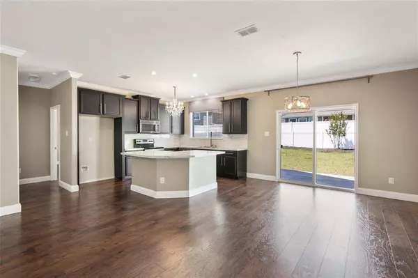 9117 Cranston Court, Aubrey, TX 76227