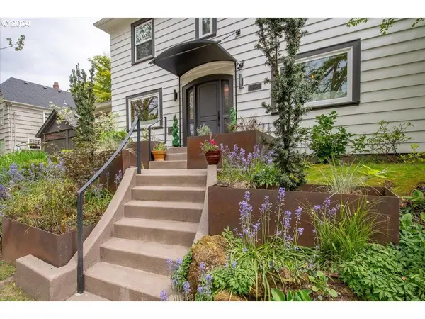 1008 NE 33RD AVE, Portland, OR 97232