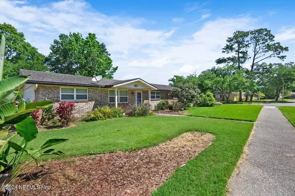 4019 HUNTINGTON FOREST BLVD, Jacksonville, FL 32257