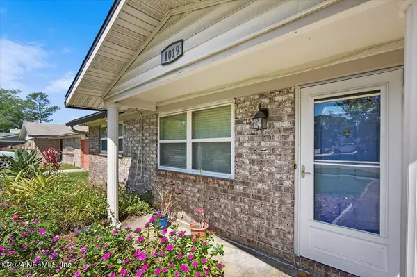 4019 HUNTINGTON FOREST BLVD, Jacksonville, FL 32257