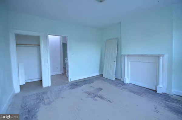 2707 PRESBURY ST, Baltimore, MD 21216