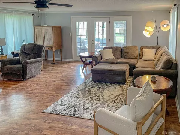 6356 Bobolink Road, Paynt, OH 45880