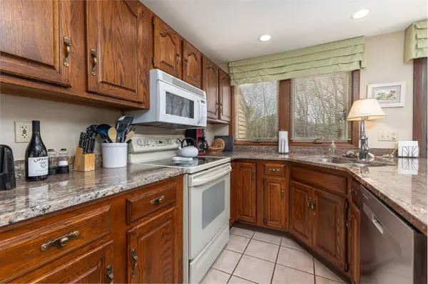 16 Farmstead, Galena, IL 61036