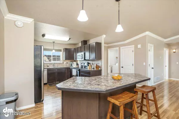 3997 E Citrine DR, Wasilla, AK 99654