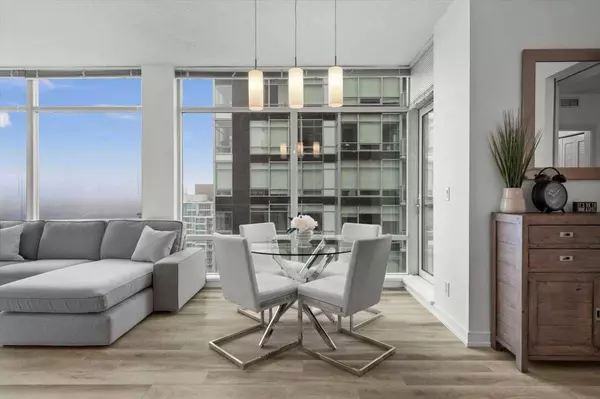 215 13 AVE SW #2005, Calgary, AB T2R 0V6