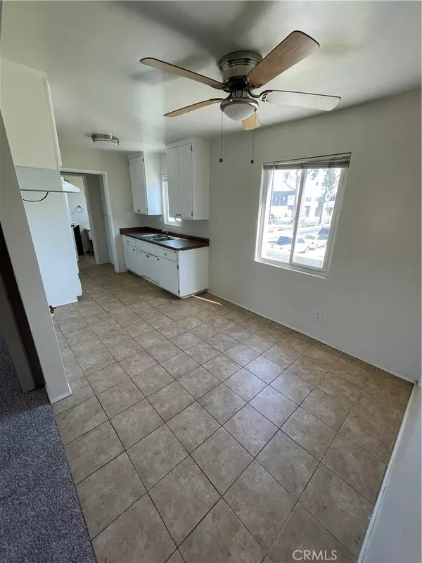 5949 Atlantic AVE, Long Beach, CA 90805