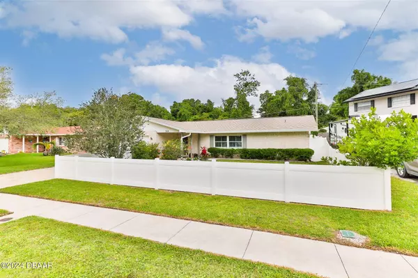 729 Tumblebrook DR, Port Orange, FL 32127