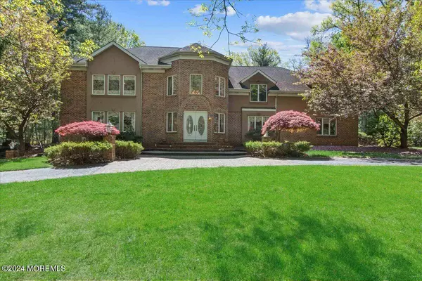 2 Country Club Lane, Marlboro, NJ 07746