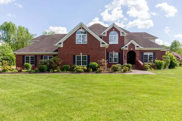 1926 Irby Ln, Murfreesboro, TN 37127