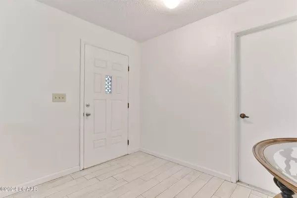 729 Tumblebrook DR, Port Orange, FL 32127