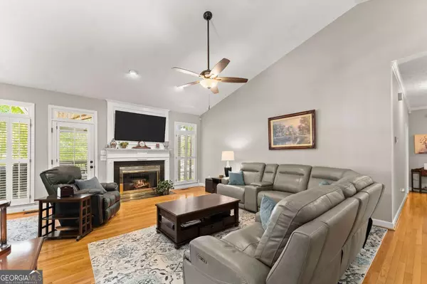 5735 Elm Tree DR, Buford, GA 30518