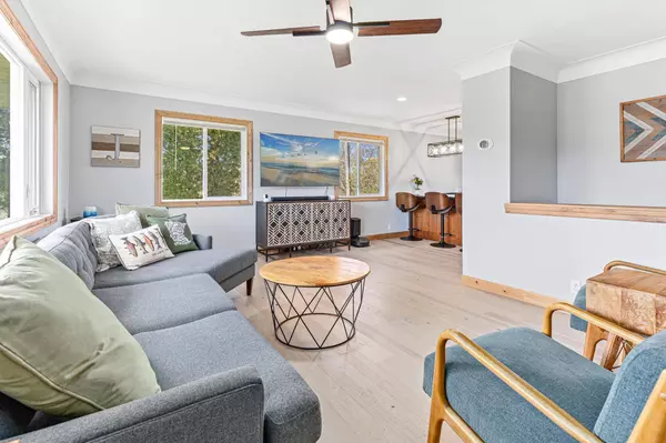 6350 Sunnyfield RD E, Minnetrista, MN 55364