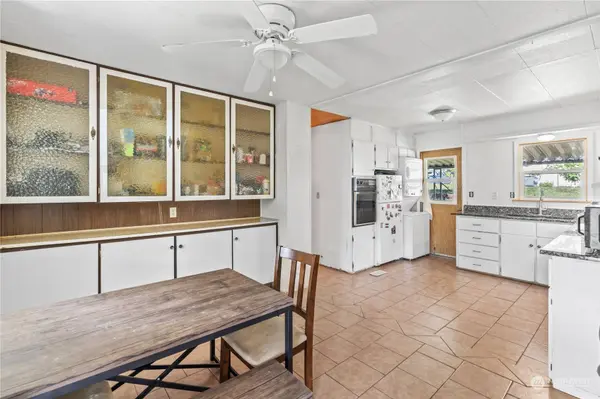 14837 38th AVE S, Tukwila, WA 98168