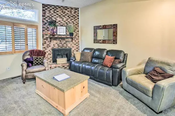 1125 Dublin BLVD, Colorado Springs, CO 80918