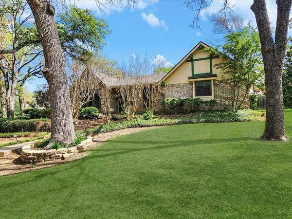 3601 Yachtclub Drive, Arlington, TX 76016