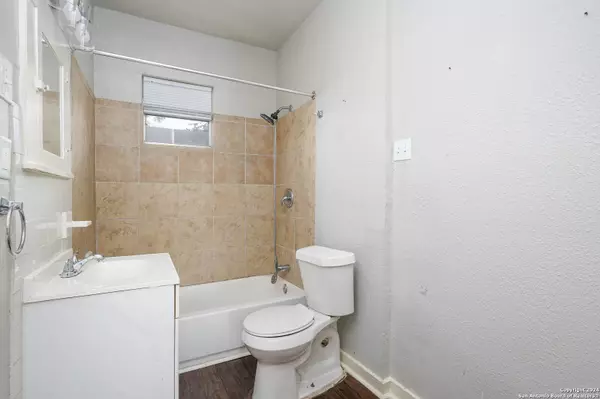 1243 BAILEY, San Antonio, TX 78210