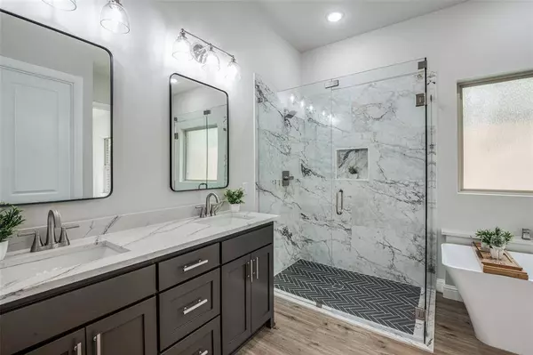 918 Boston Lane, River Oaks, TX 76114