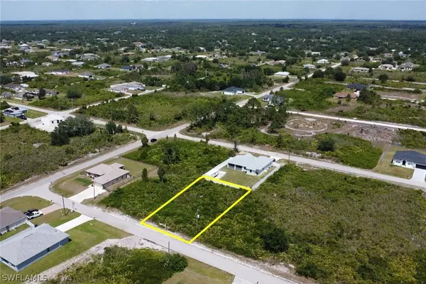 6012 Jane AVE N, Lehigh Acres, FL 33971