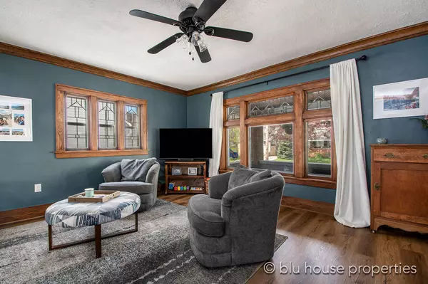 1424 Jennette NW Avenue, Grand Rapids, MI 49504