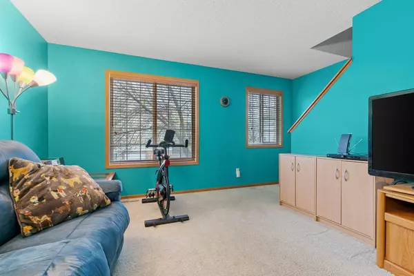 16190 71st LN NE, Otsego, MN 55330