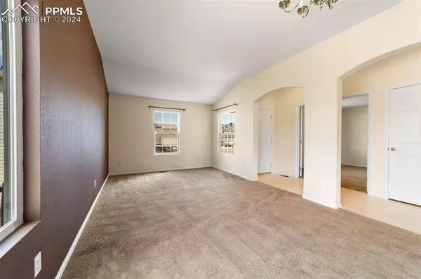 17030 Snowwood DR, Monument, CO 80132