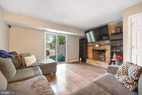 8 LA CASCATA, Clementon, NJ 08021