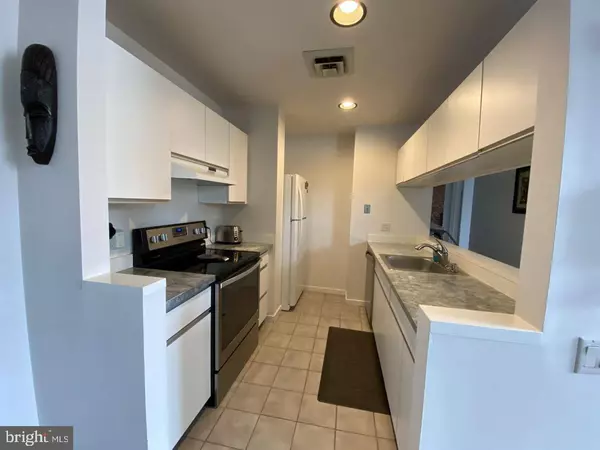 102-22 CHURCH ST #305, Philadelphia, PA 19106