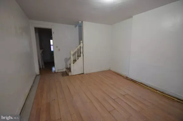 2707 PRESBURY ST, Baltimore, MD 21216