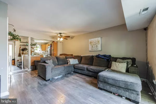 8 LA CASCATA, Clementon, NJ 08021