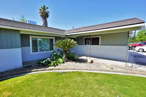 1145 Dominic Way, Hanford, CA 93230