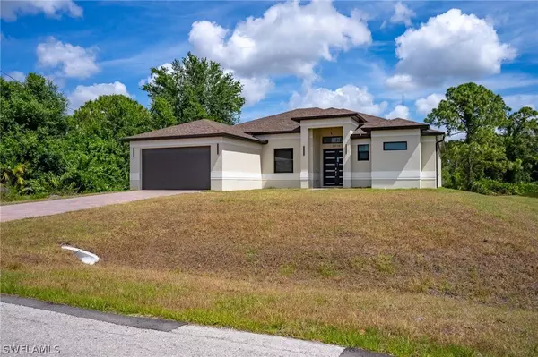 3316 4th ST SW, Lehigh Acres, FL 33976