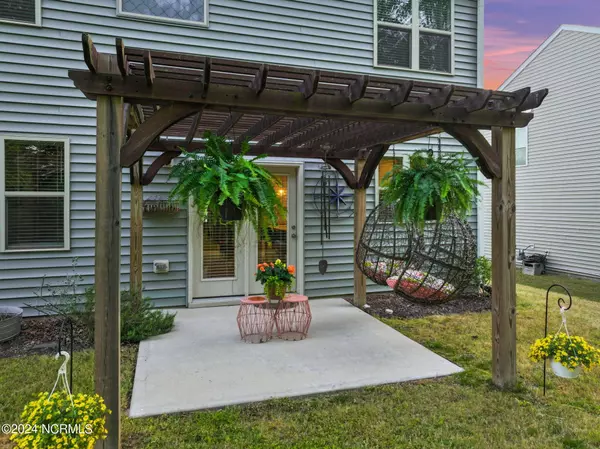 232 W Copenhaver Drive, Clayton, NC 27527