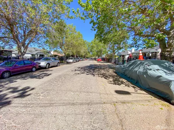 10660 Acalanes DR, Oakland, CA 94603