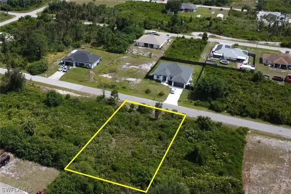 3010 55th ST W, Lehigh Acres, FL 33971