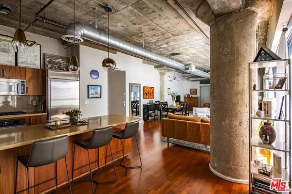 1100 S Grand Ave #A209, Los Angeles, CA 90015