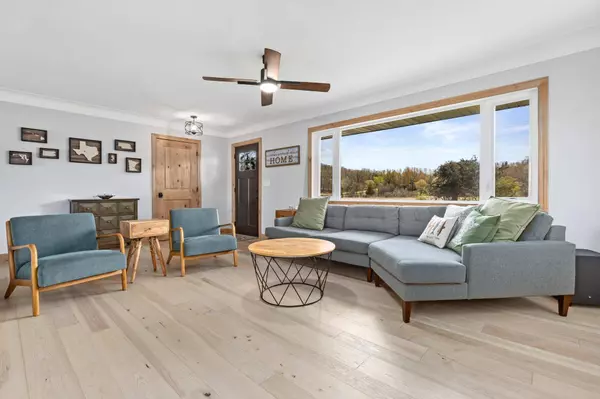 6350 Sunnyfield RD E, Minnetrista, MN 55364