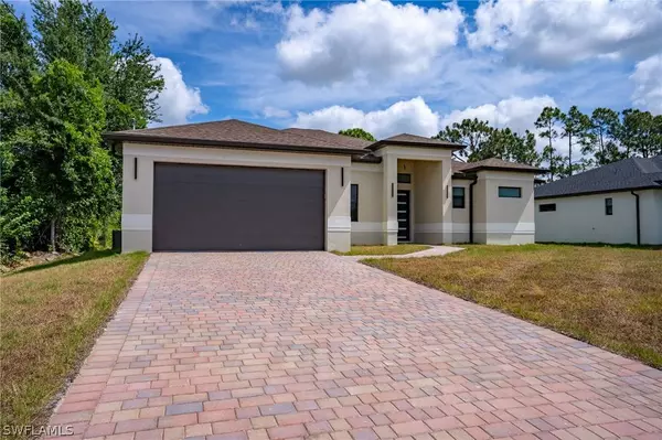 3316 4th ST SW, Lehigh Acres, FL 33976