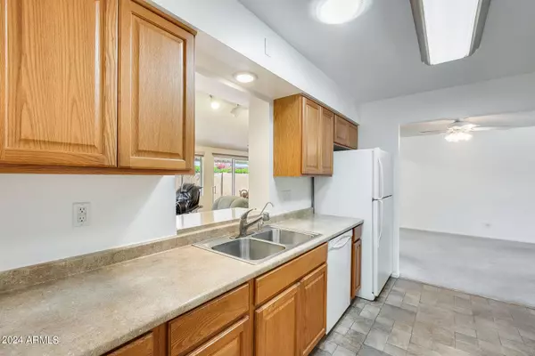 4646 E DOLPHIN Avenue, Mesa, AZ 85206