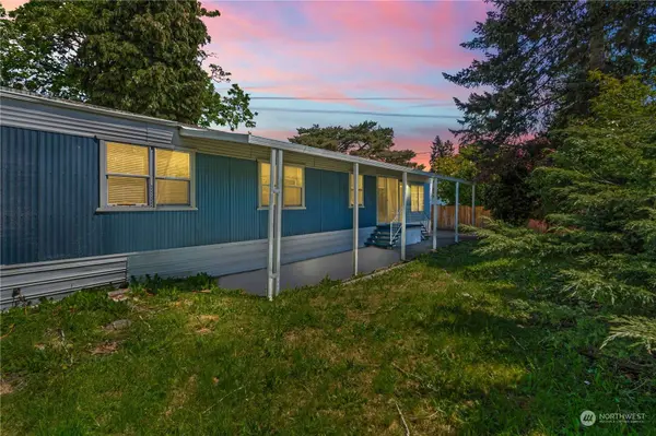 14837 38th AVE S, Tukwila, WA 98168