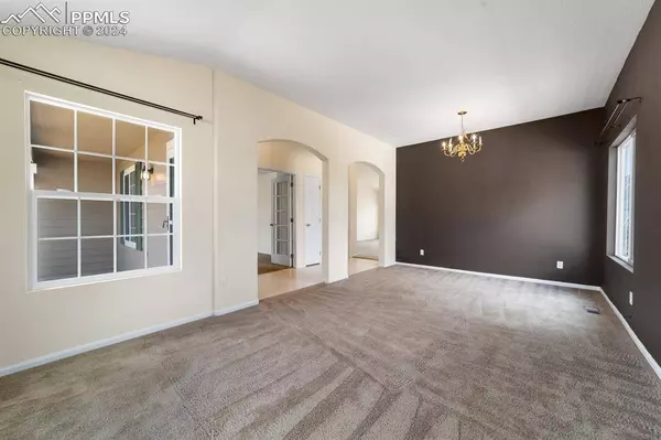 17030 Snowwood DR, Monument, CO 80132