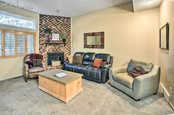 1125 Dublin BLVD, Colorado Springs, CO 80918