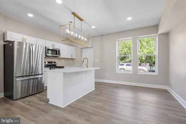 2904 GRANTLEY AVE, Baltimore, MD 21215