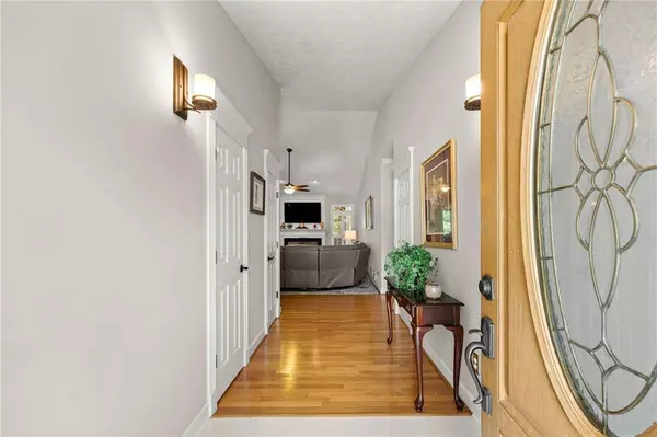 5735 Elm Tree DR, Buford, GA 30518