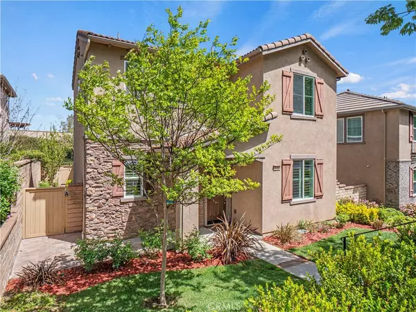 28354 Vista Del Rio DR, Valencia, CA 91354