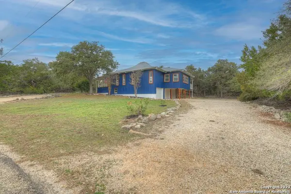 1407 Cedar Grove Trail, Spring Branch, TX 78070