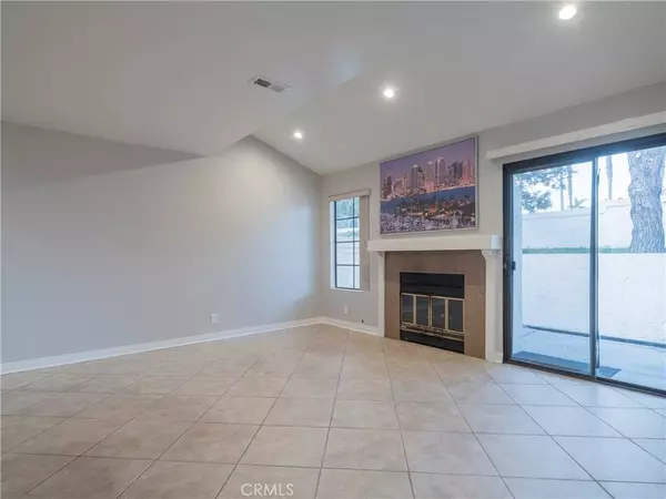 4260 Porte de Palmas #61, San Diego, CA 92122