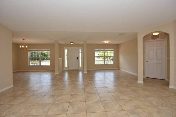 12 LANGDON DR, Palm Coast, FL 32137